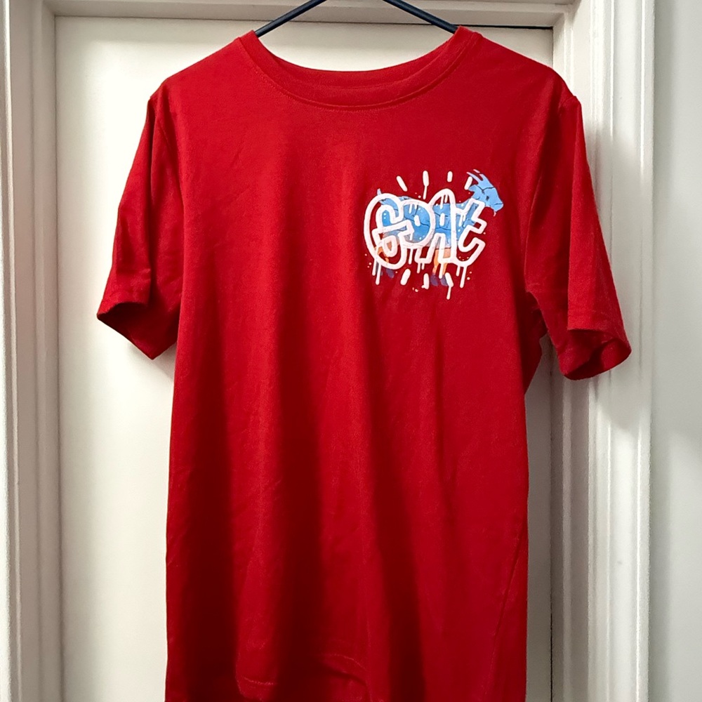 Rebel Minds Red GOAT T-Shirt Size Medium NWOT